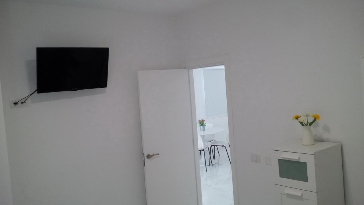 Los Cristianos Beach Apartments Exterior photo