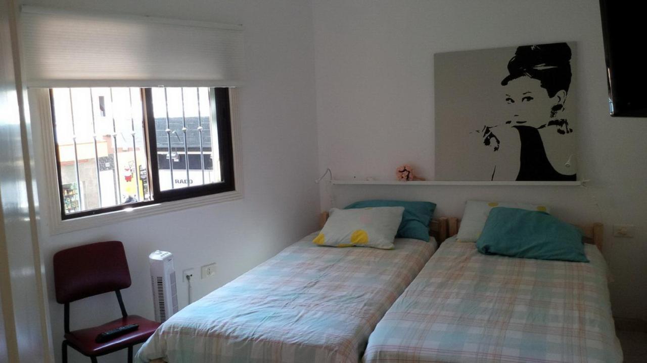 Los Cristianos Beach Apartments Exterior photo