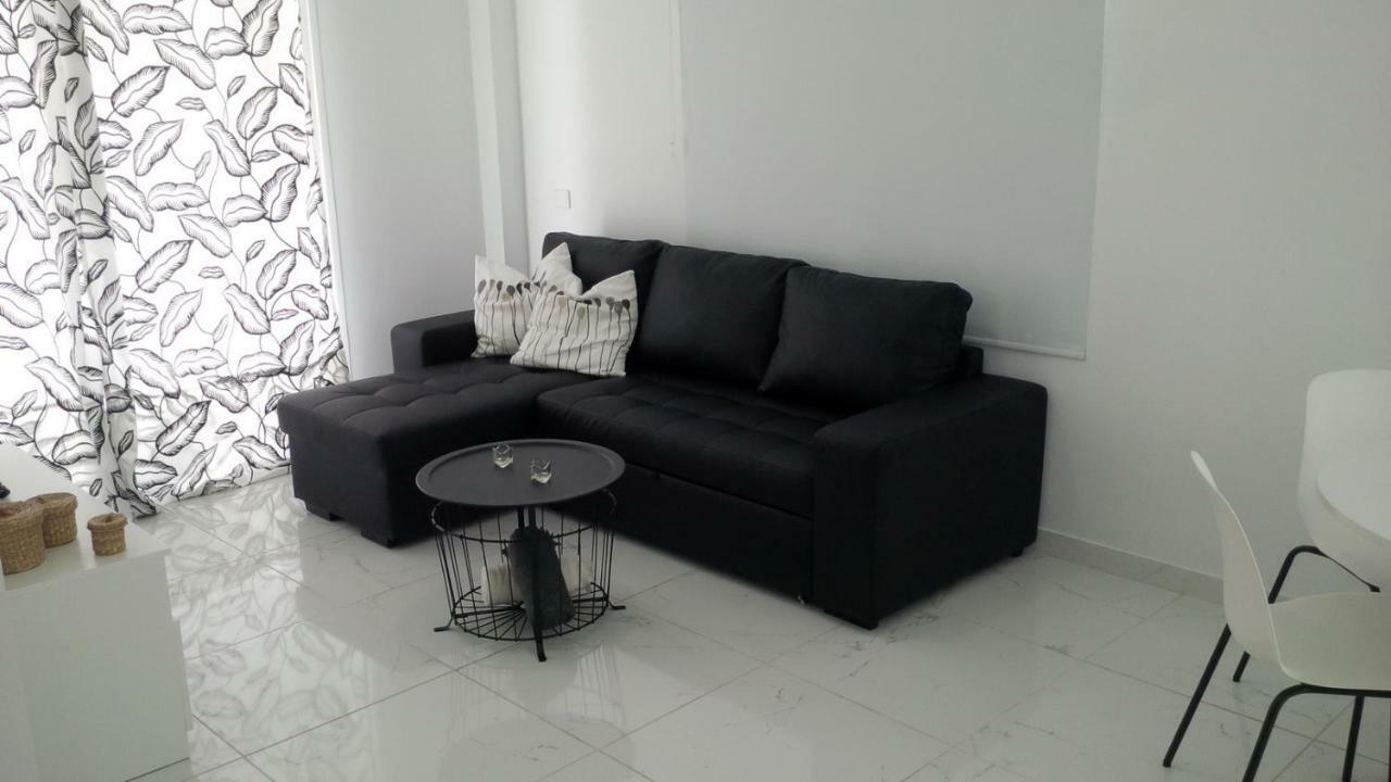 Los Cristianos Beach Apartments Exterior photo
