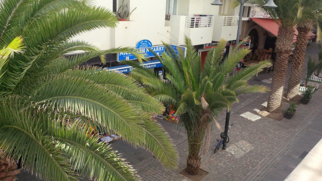 Los Cristianos Beach Apartments Exterior photo